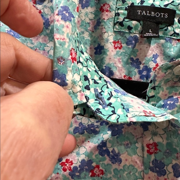 Talbot, modern classic shirt in Ditsy Floral with contrast flip cuff, size large - Picture 12 of 15